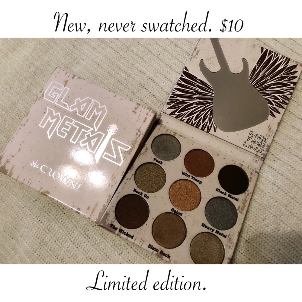 Glam Metals Crown Pro Eyeshadow Pallet